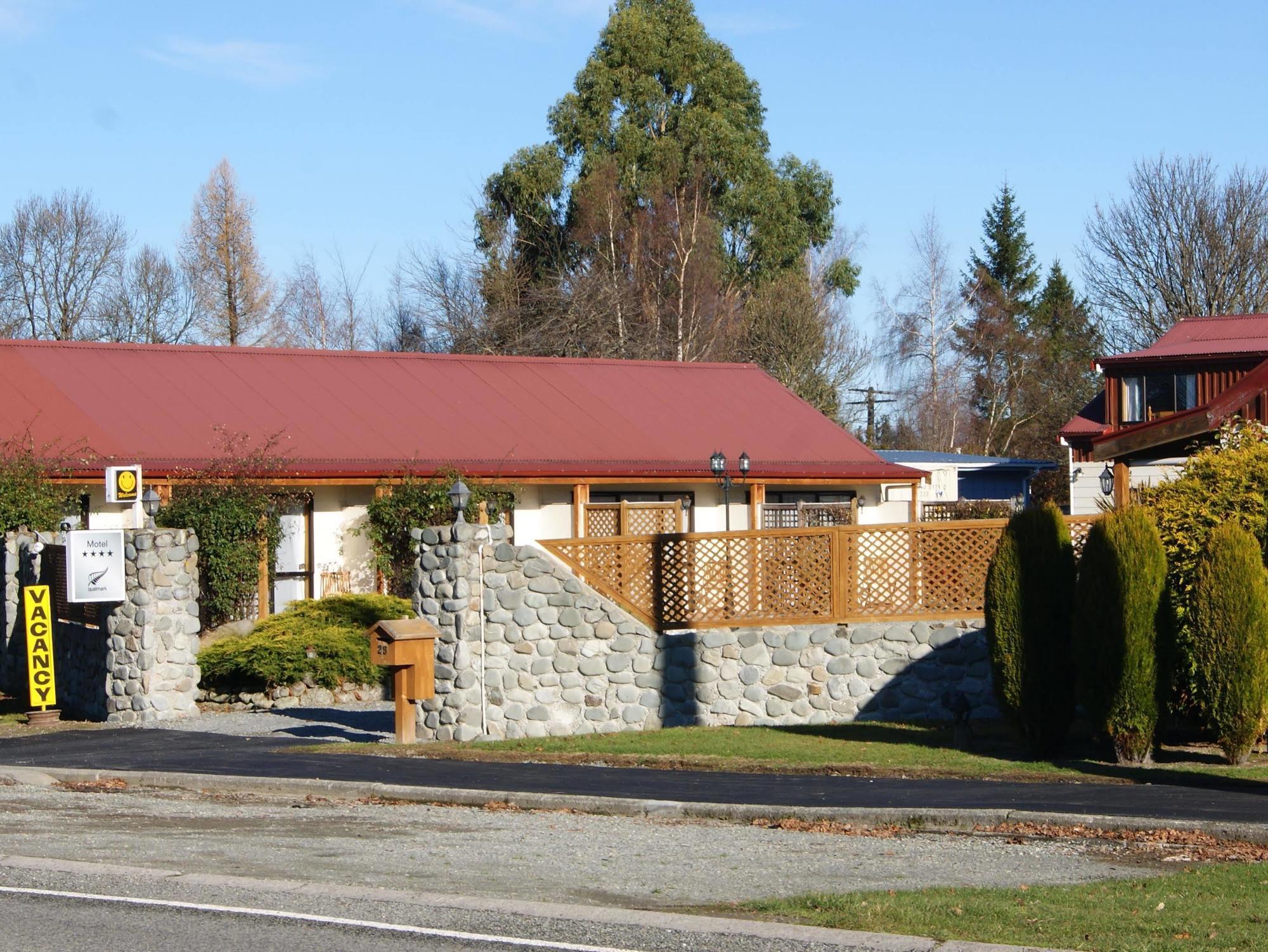 Pinewood Motels Fairlie Buitenkant foto