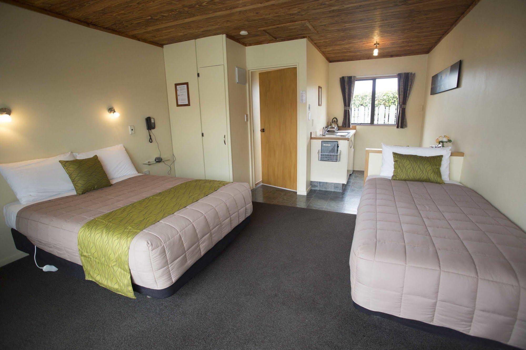 Pinewood Motels Fairlie Buitenkant foto